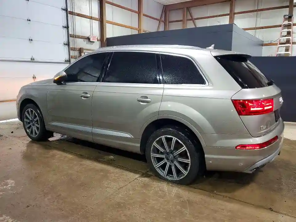 WA1LAAF72HD036033 2017 AUDI Q7-1