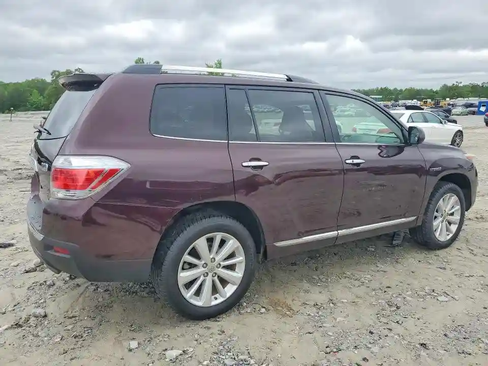 JTEDC3EH1B2003825 2011 TOYOTA HIGHLANDER-2