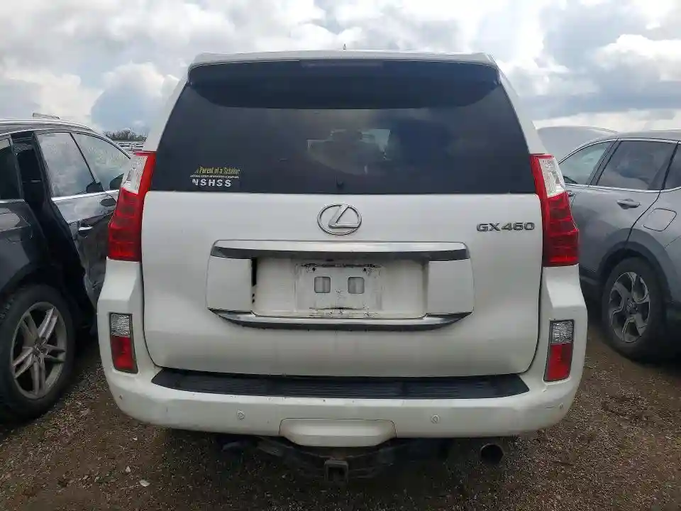 JTJBM7FX9B5035018 2011 LEXUS GX-5