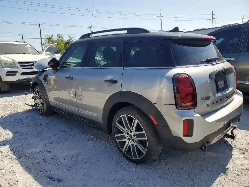 WMZ53BR06R3R70572 2024 MINI COOPER-1