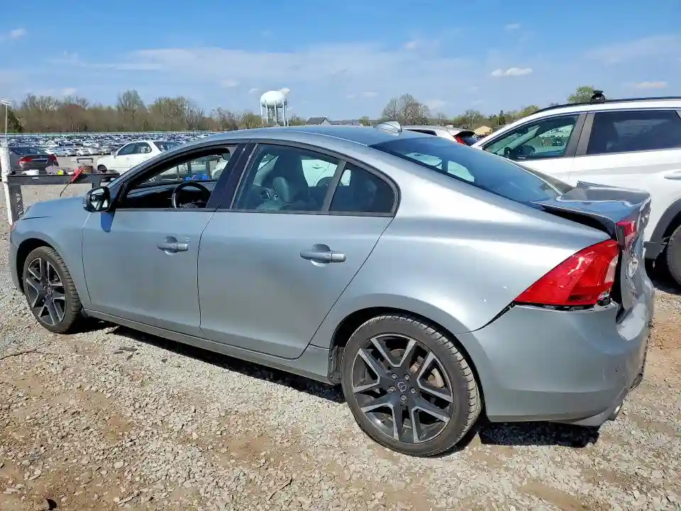YV140MTLXH2428540 2017 VOLVO S60-1