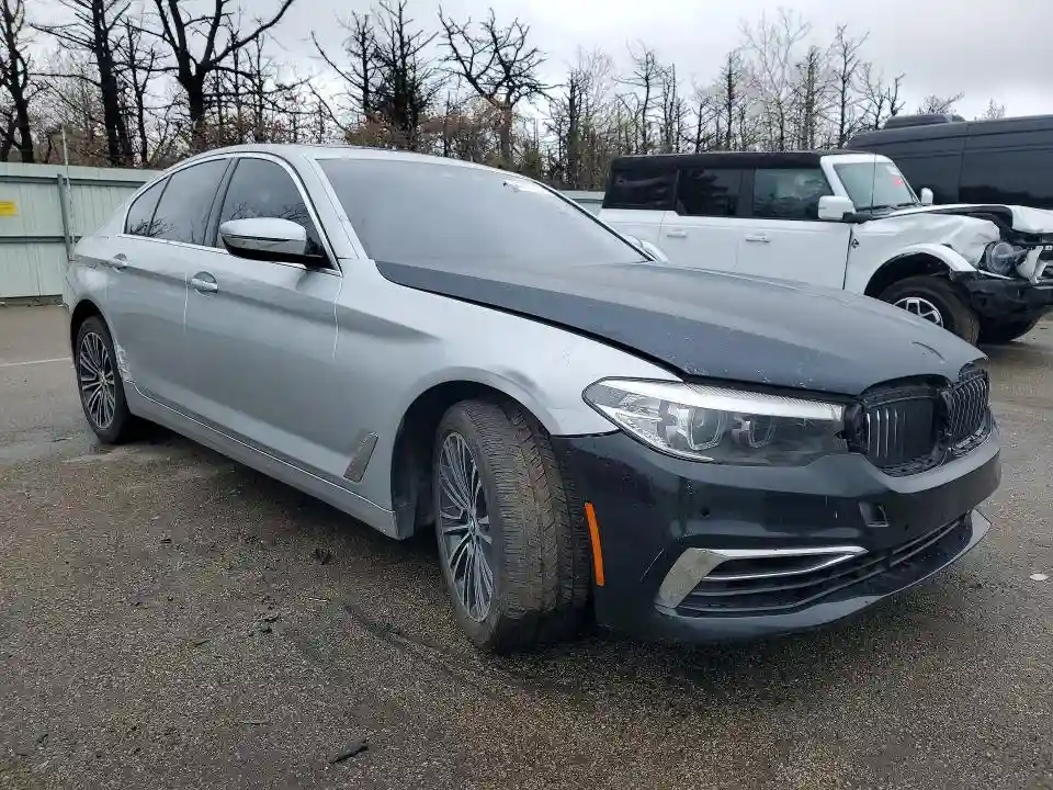 WBAJR7C05LWW65201 2020 BMW 5 SERIES-3