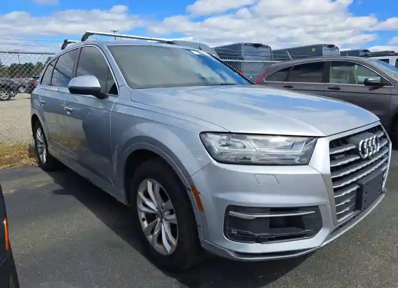 WA1LAAF74JD004268 2018 AUDI Q7-1