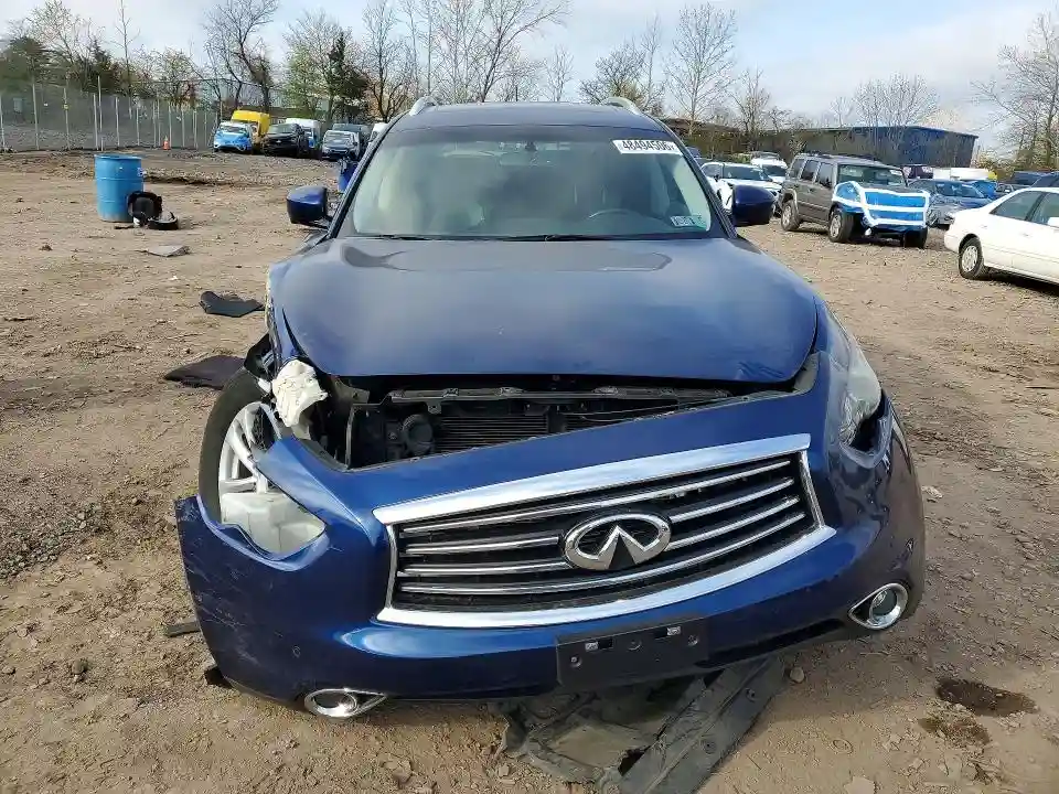 JN8CS1MW9GM752542 2016 INFINITI QX70-4