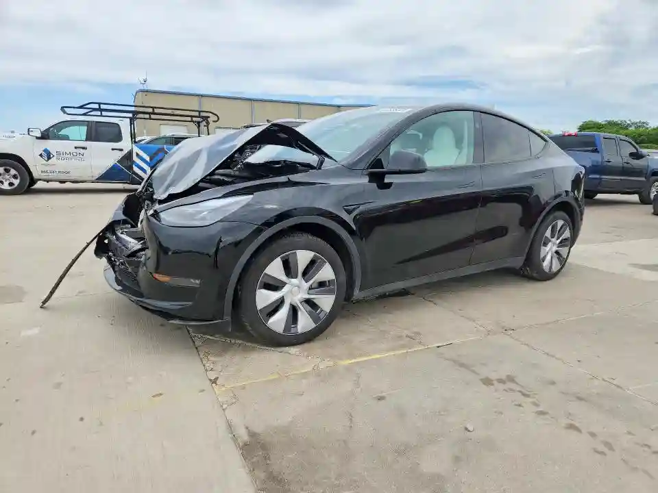 7SAYGDEE9RA275357 2024 TESLA MODEL Y-0