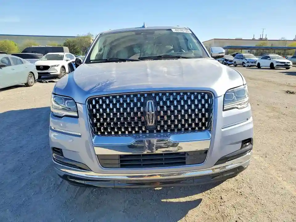 5LMJJ2TG5PEL15856 2023 LINCOLN NAVIGATOR-4