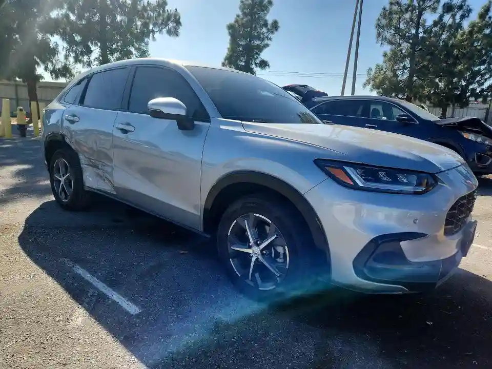 3CZRZ1H74SM733019 2025 HONDA HR-V-3