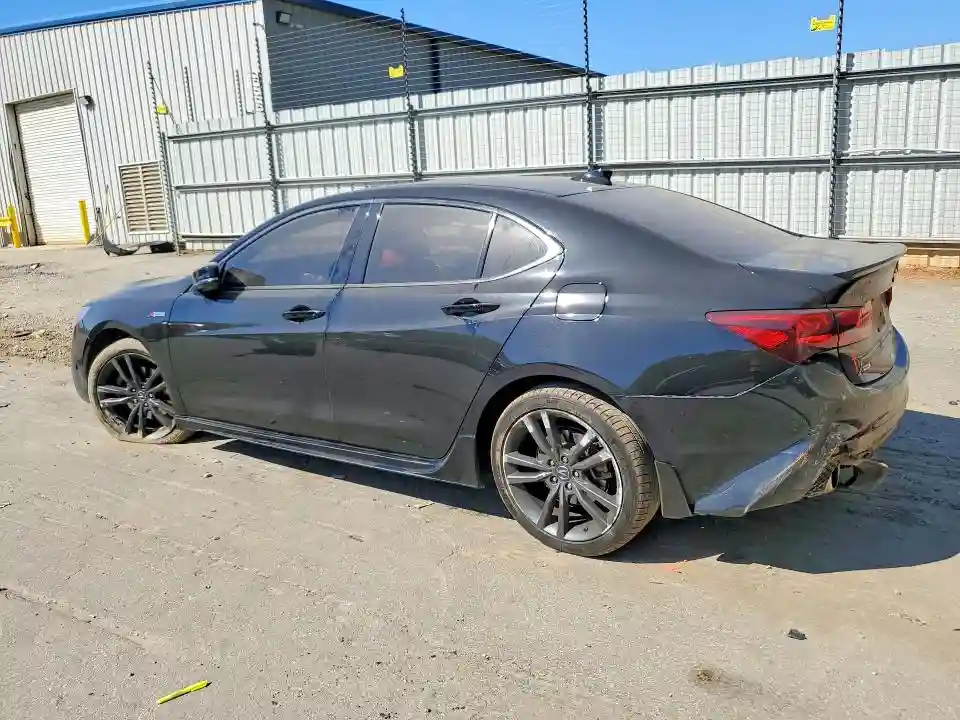 19UUB2F6XJA003536 2018 ACURA TLX-1