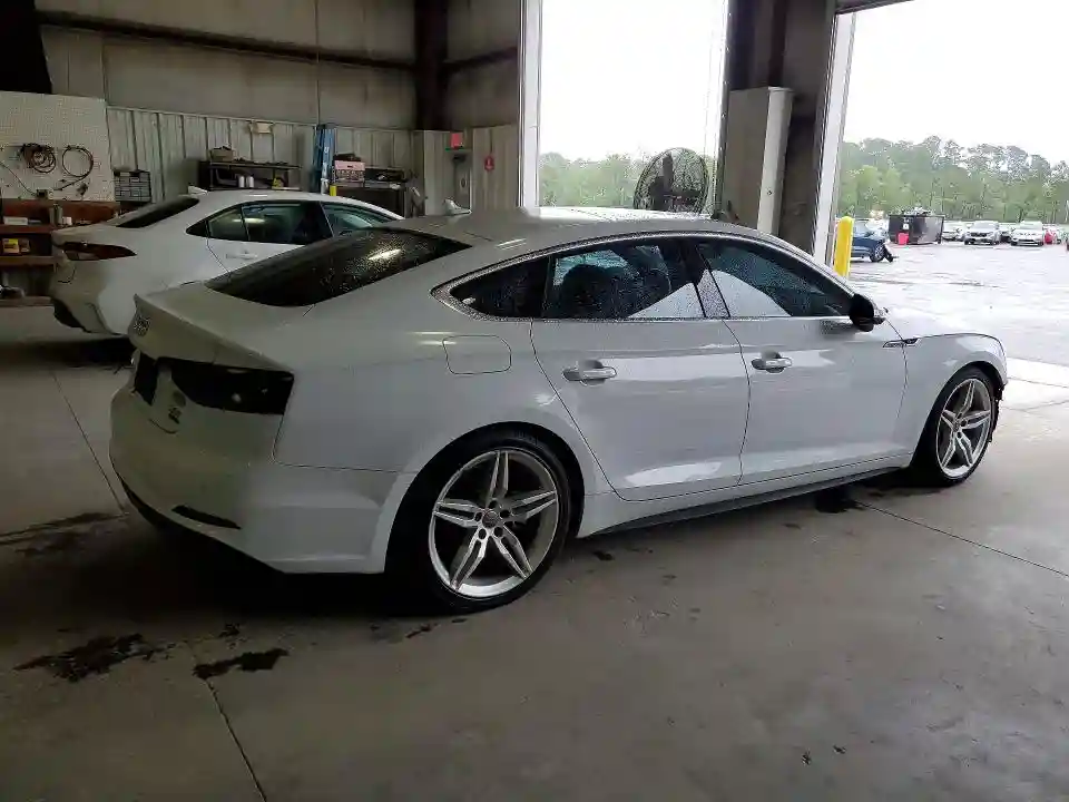 WAUFNCF5XJA053717 2018 AUDI A5-2