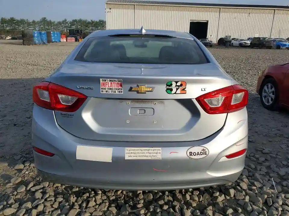 1G1BE5SM0H7194256 2017 CHEVROLET CRUZE-5