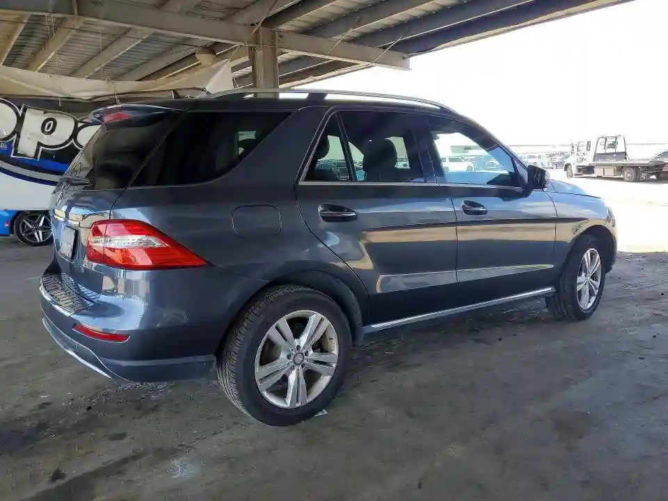 4JGDA5JBXFA583784 2015 MERCEDES-BENZ M-CLASS-2