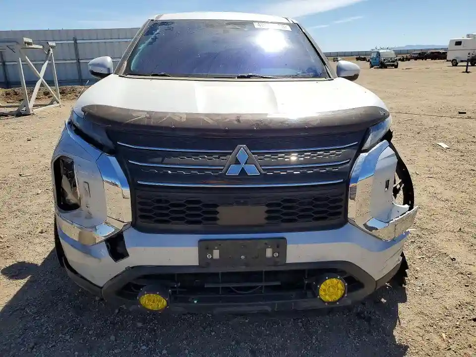 JA4J4TA86NZ040661 2022 MITSUBISHI OUTLANDER-4