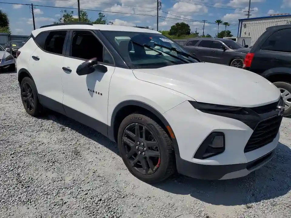 3GNKBCR46MS524107 2021 CHEVROLET BLAZER-3