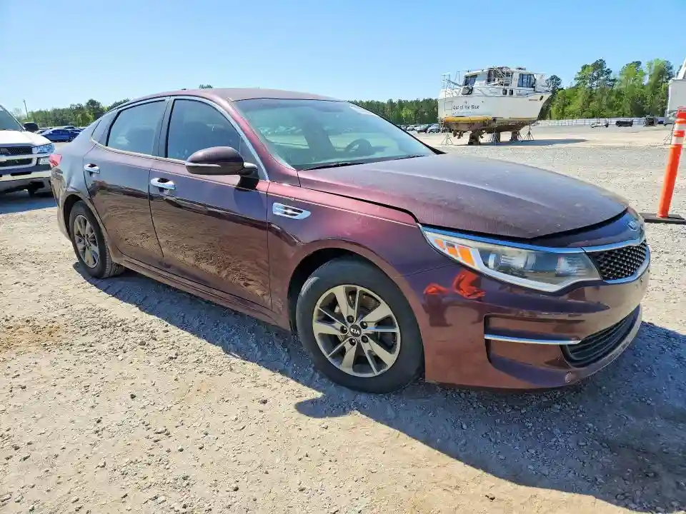5XXGT4L18GG013573 2016 KIA OPTIMA-3