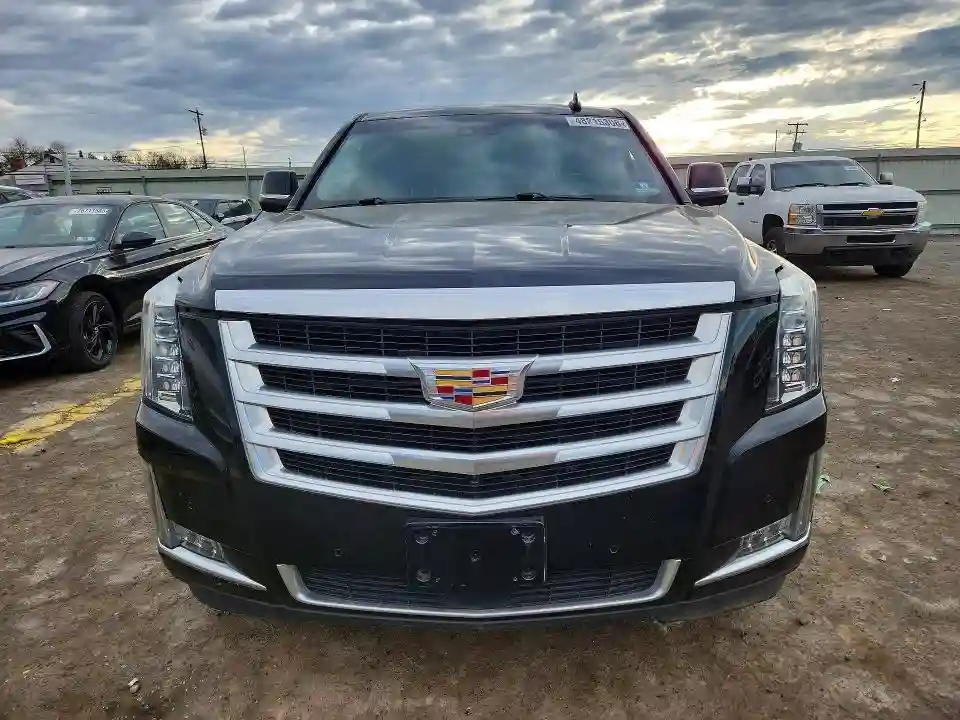 1GYS4JKJ2KR286323 2019 CADILLAC ESCALADE-4
