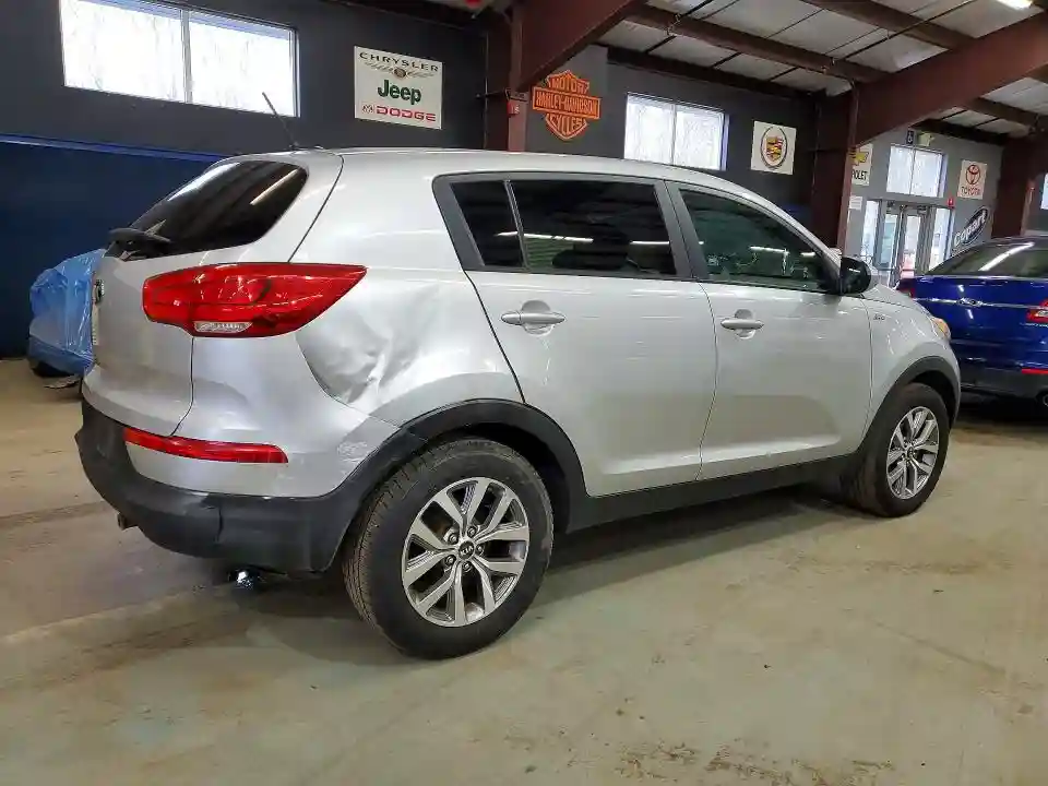 KNDPBCACXF7700630 2015 KIA SPORTAGE-2
