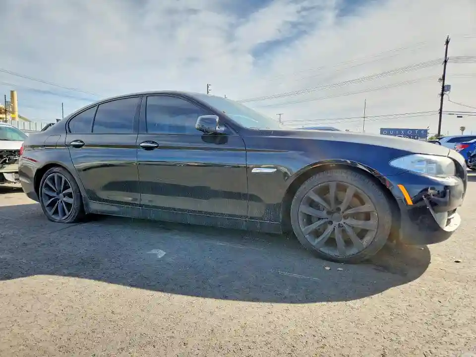WBAFR7C57CC808152 2012 BMW 5 SERIES-3