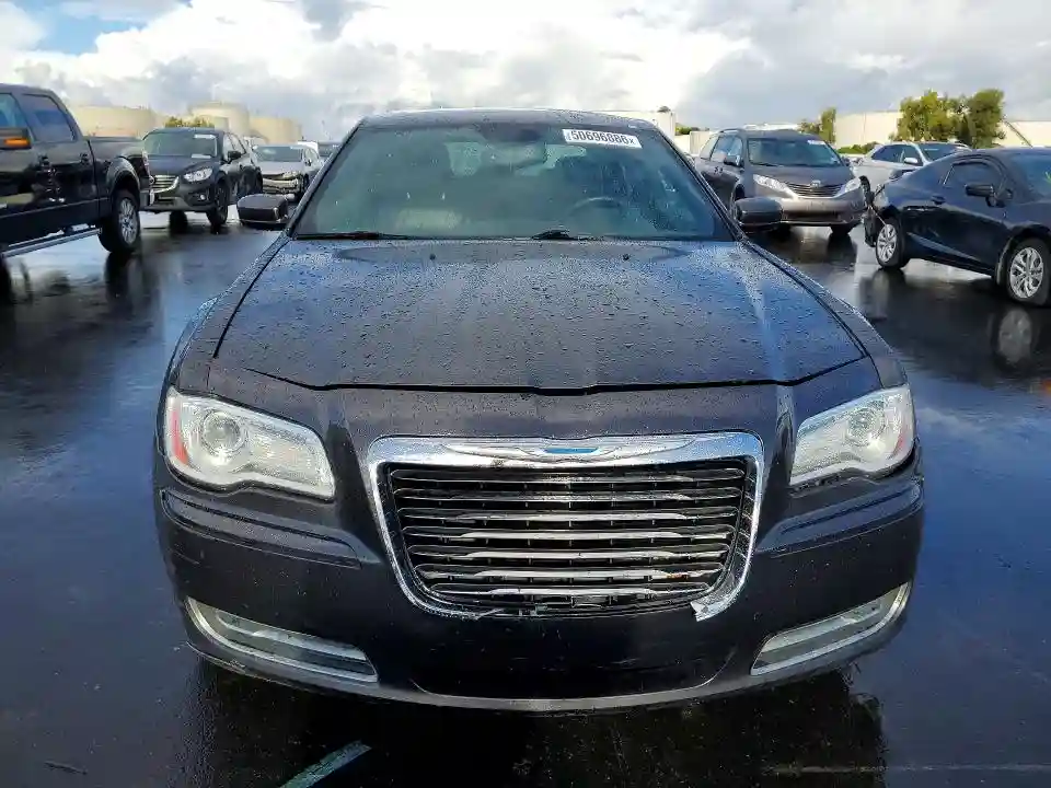 2C3CCAAG1DH632209 2013 CHRYSLER 300-4
