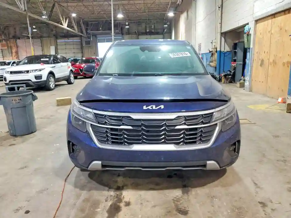 KNDEPCAAXS7818226 2025 KIA SELTOS-4
