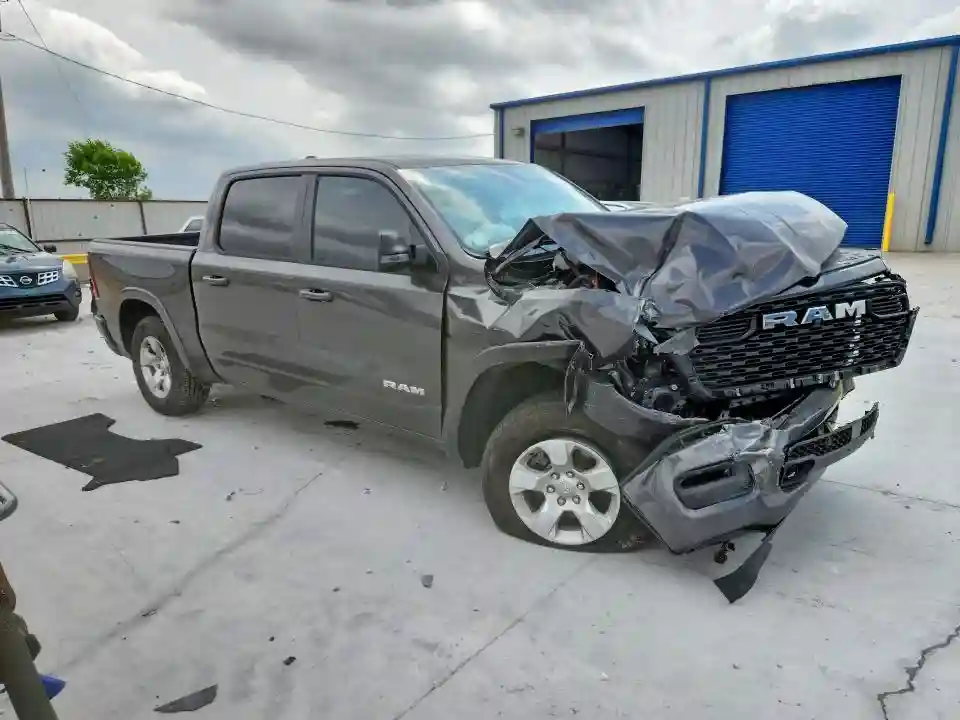 3C6RRFFG5S4152786 2025 RAM 1500-3