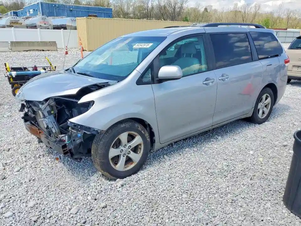 5TDKK3DCXBS168818 2011 TOYOTA SIENNA-0