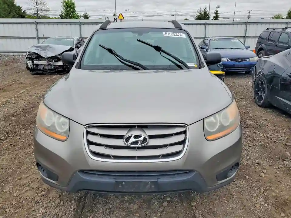 5XYZG3AB4BG014792 2011 HYUNDAI SANTA FE-4