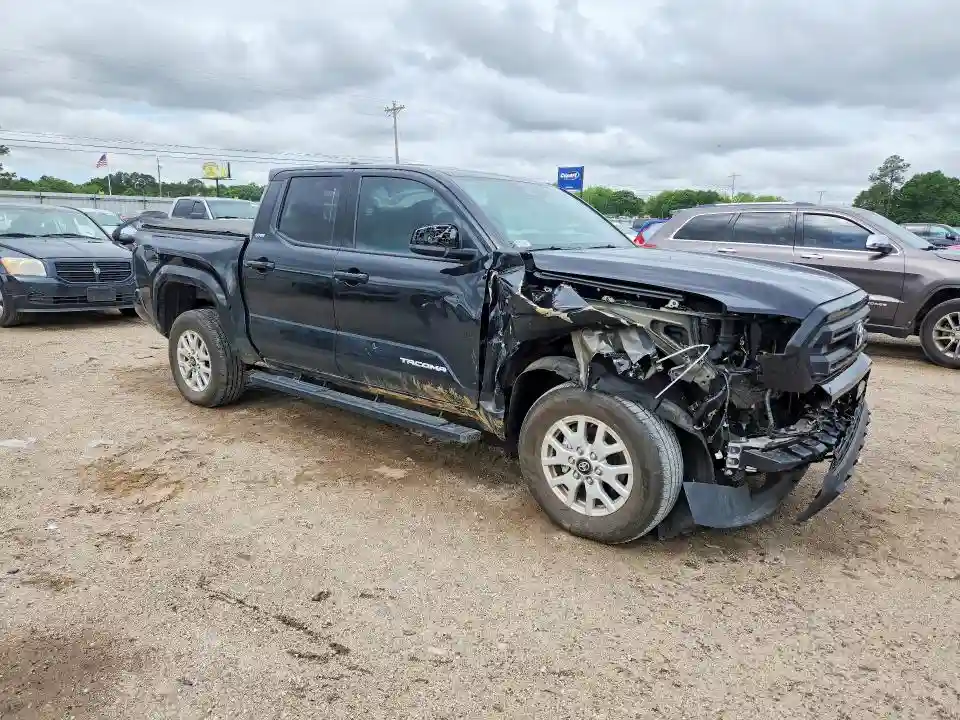 3TMKB5FN2SM026702 2025 TOYOTA TACOMA-3