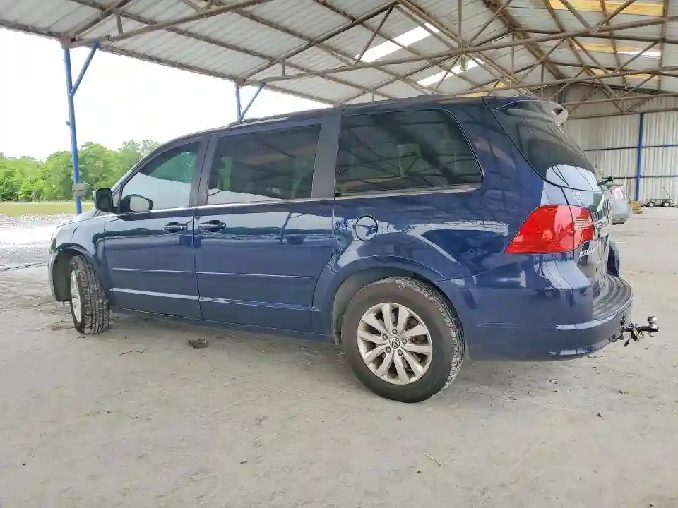 2C4RVABG6DR725106 2013 VOLKSWAGEN ROUTAN-1