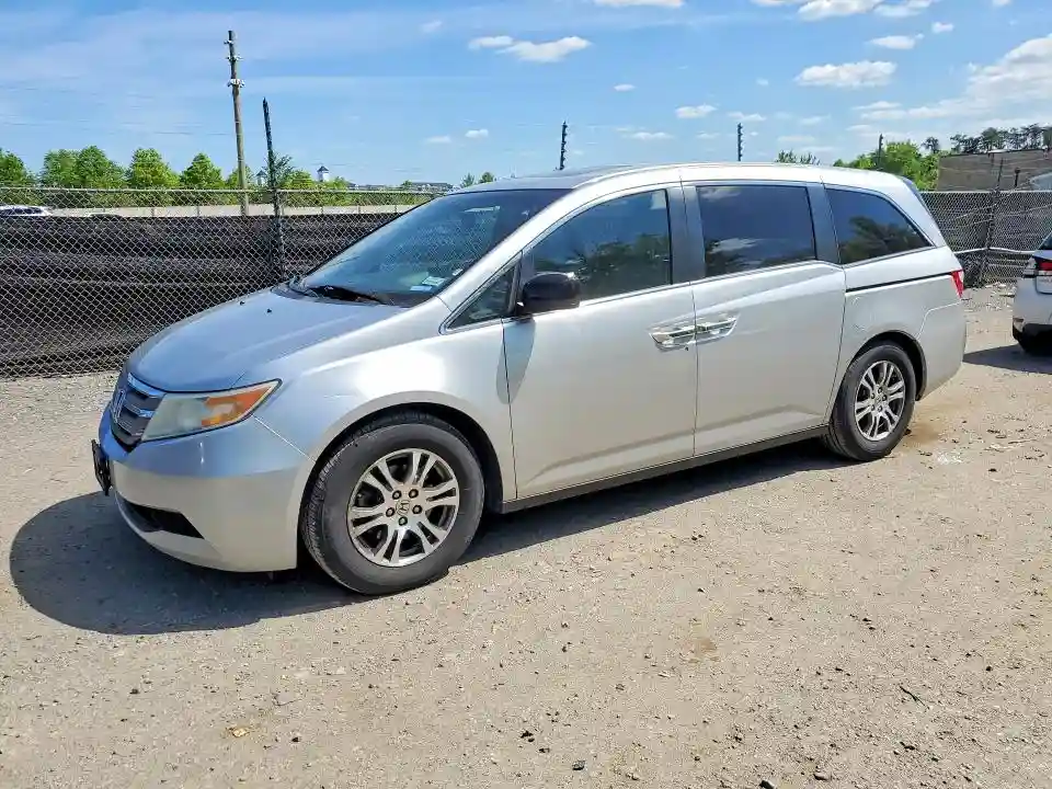 5FNRL5H64BB085594 2011 HONDA ODYSSEY-0