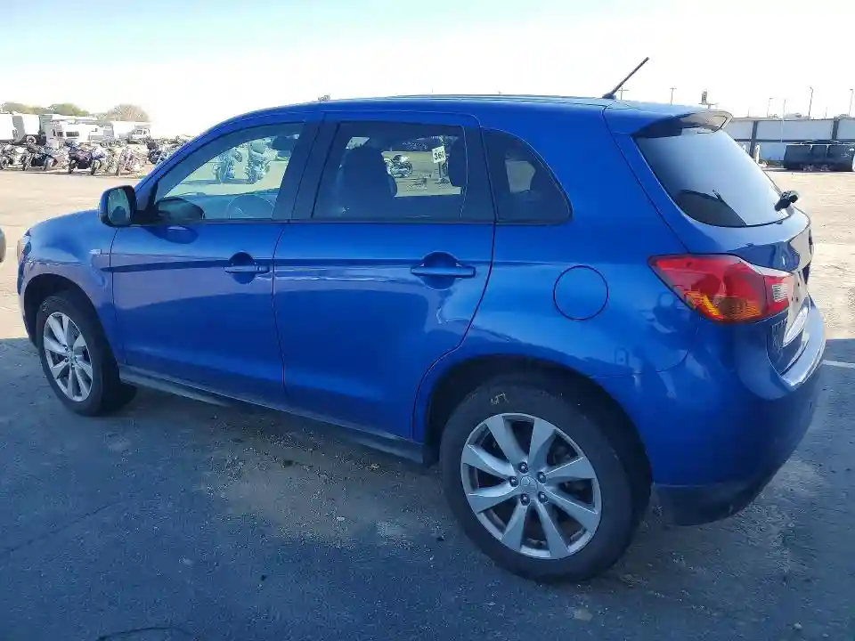 4A4AR3AU2FE061464 2015 MITSUBISHI OUTLANDER-1