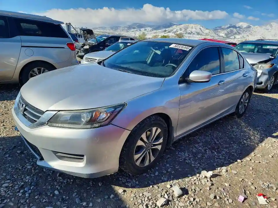 1HGCR2F33DA184352 2013 HONDA ACCORD-0