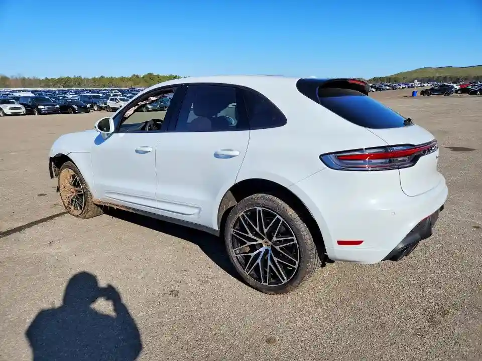 WP1AA2A5XSLB07077 2025 PORSCHE MACAN-1