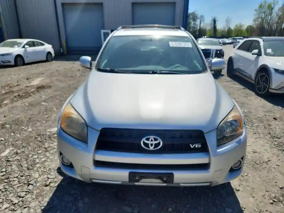 JTMRK4DV6B5099380 2011 TOYOTA RAV4-4