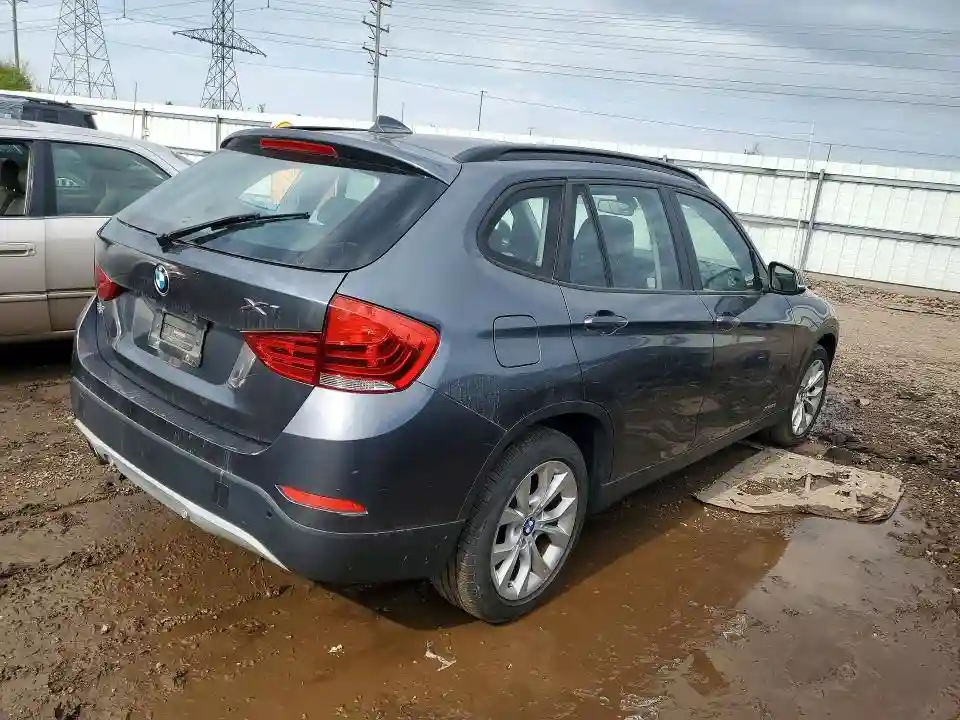 WBAVL1C52DVR91394 2013 BMW X1-2