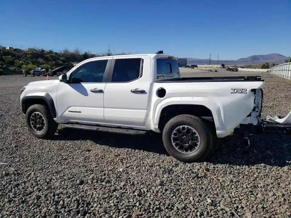 3TMLB5JN1SM199039 2025 TOYOTA TACOMA-1