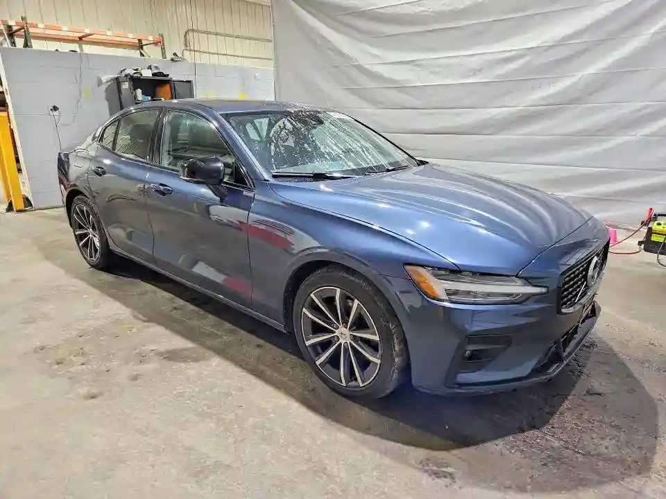 7JR102TZ0MG118297 2021 VOLVO S60-3