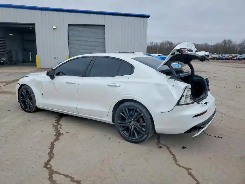 7JRL12GD0SG367460 2025 VOLVO S60 ULTRA-1