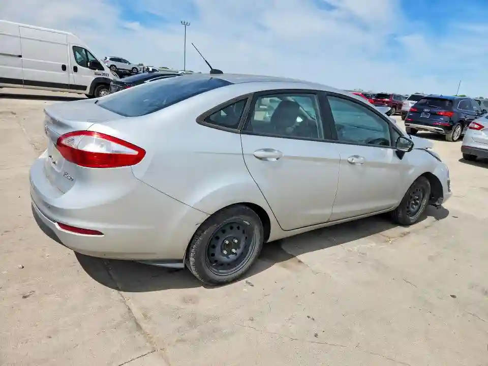 3FADP4AJ6FM123339 2015 FORD FIESTA-2