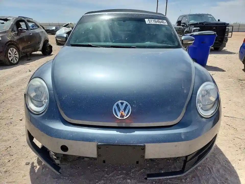 3VW517ATXEM820785 2014 VOLKSWAGEN BEETLE-4