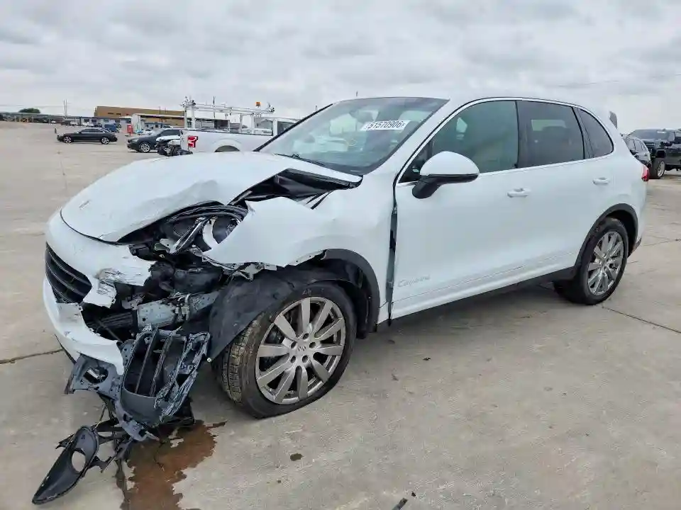 WP1AA2A22GLA02353 2016 PORSCHE CAYENNE-0