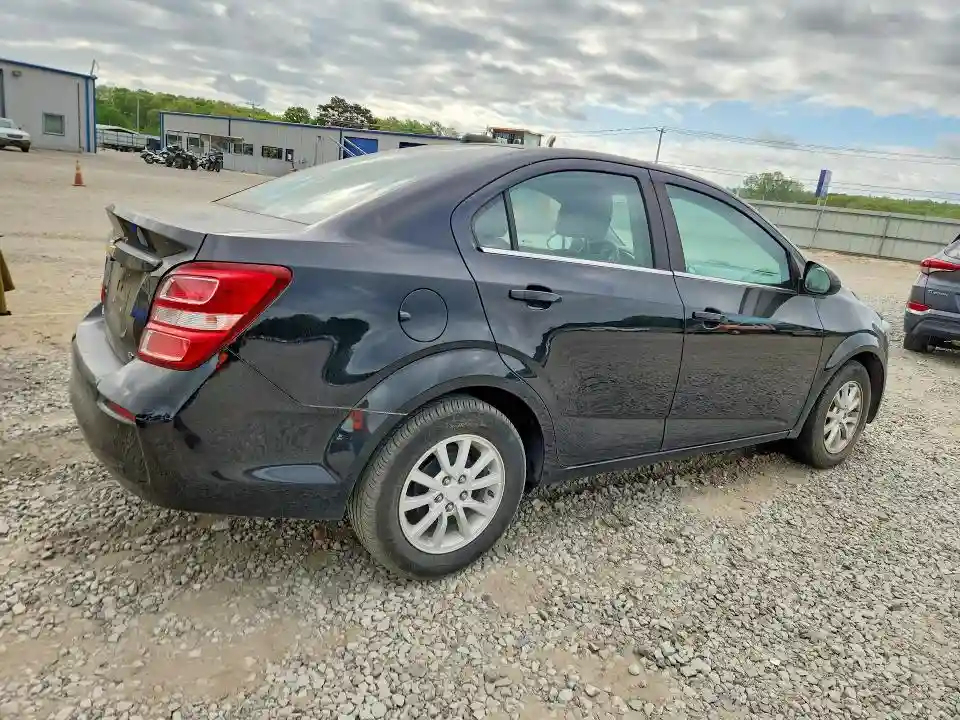 1G1JD5SH1J4105173 2018 CHEVROLET SONIC-2