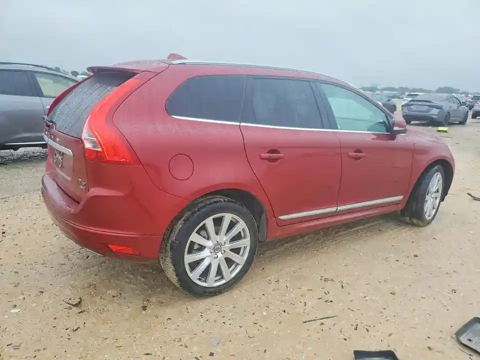 YV449MRU7H2126518 2017 VOLVO XC60-2