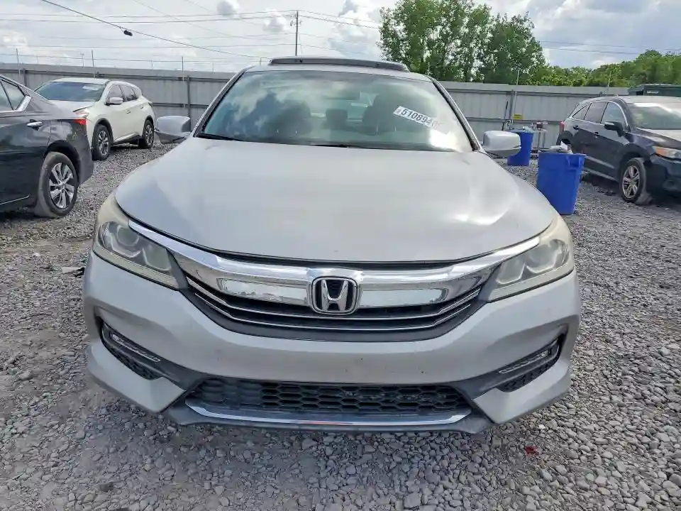 1HGCR2F72GA135585 2016 HONDA ACCORD-4