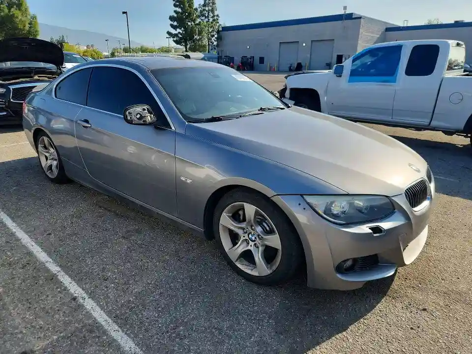 WBAKG7C55DJ437638 2013 BMW 3 SERIES-3