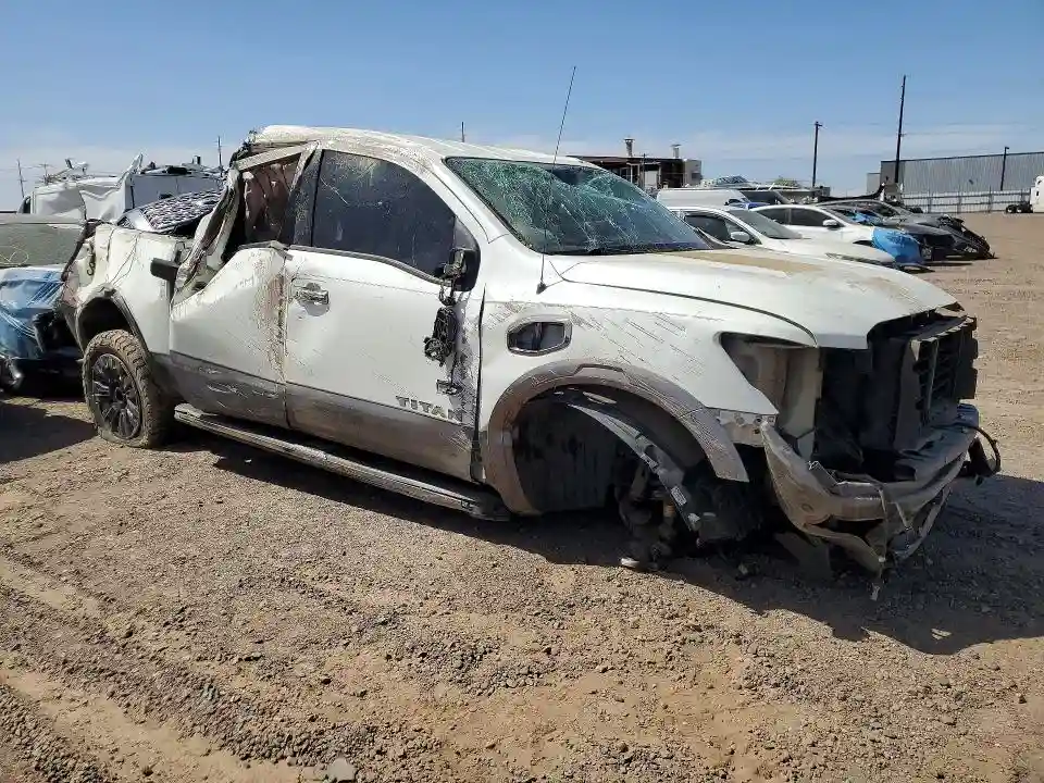 1N6AA1E59HN505221 2017 NISSAN TITAN-3