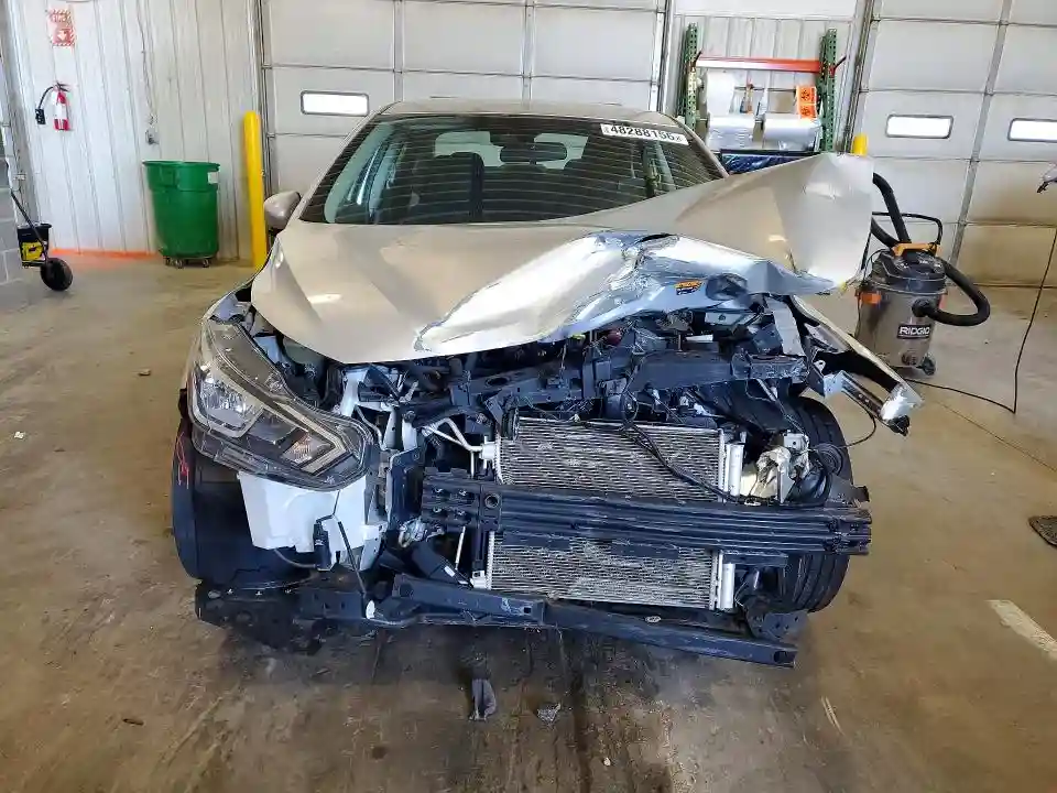3N1CN8EV7ML840922 2021 NISSAN VERSA-4