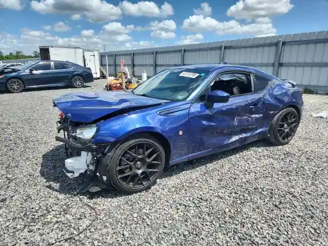 JF1ZNAA12H8701437 2017 TOYOTA 86-0