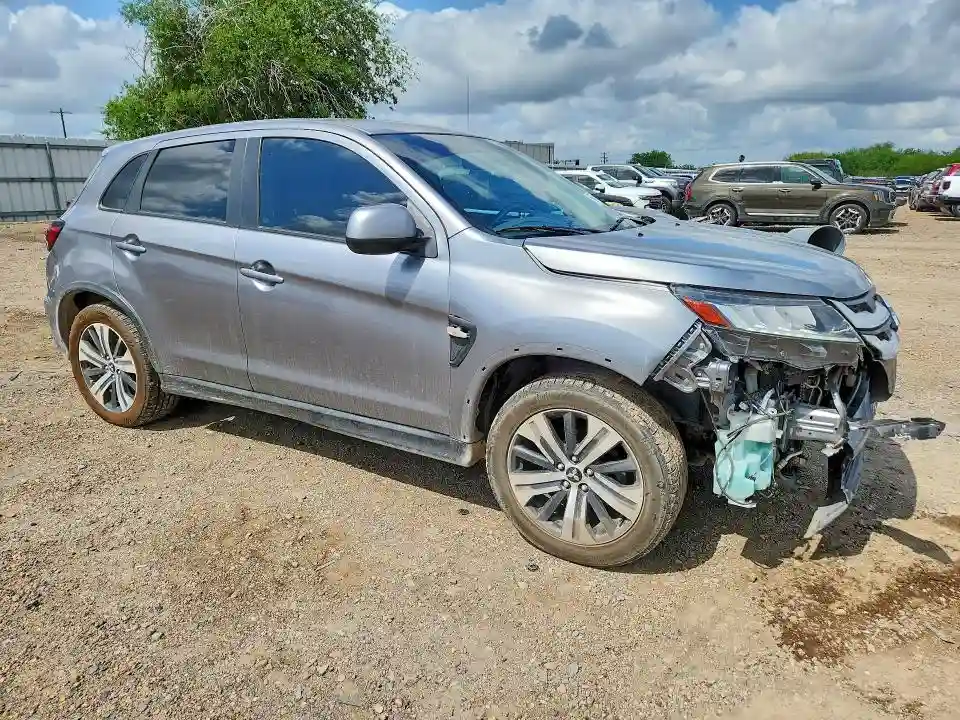 JA4AR3AU4LU013869 2020 MITSUBISHI OUTLANDER-3
