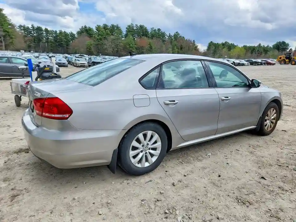 1VWAT7A30EC068881 2014 VOLKSWAGEN PASSAT-2