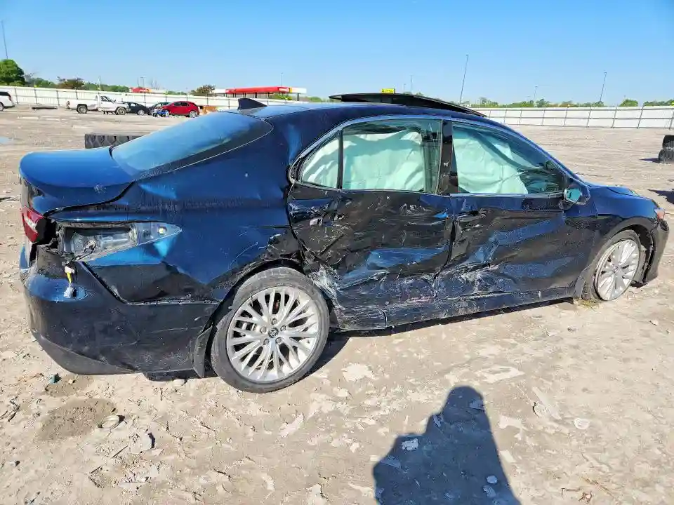 4T1F11AK0LU941177 2020 TOYOTA CAMRY-2